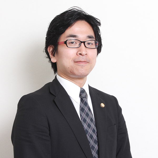 琥珀事務所代表　弁護士　川浪 芳聖先生